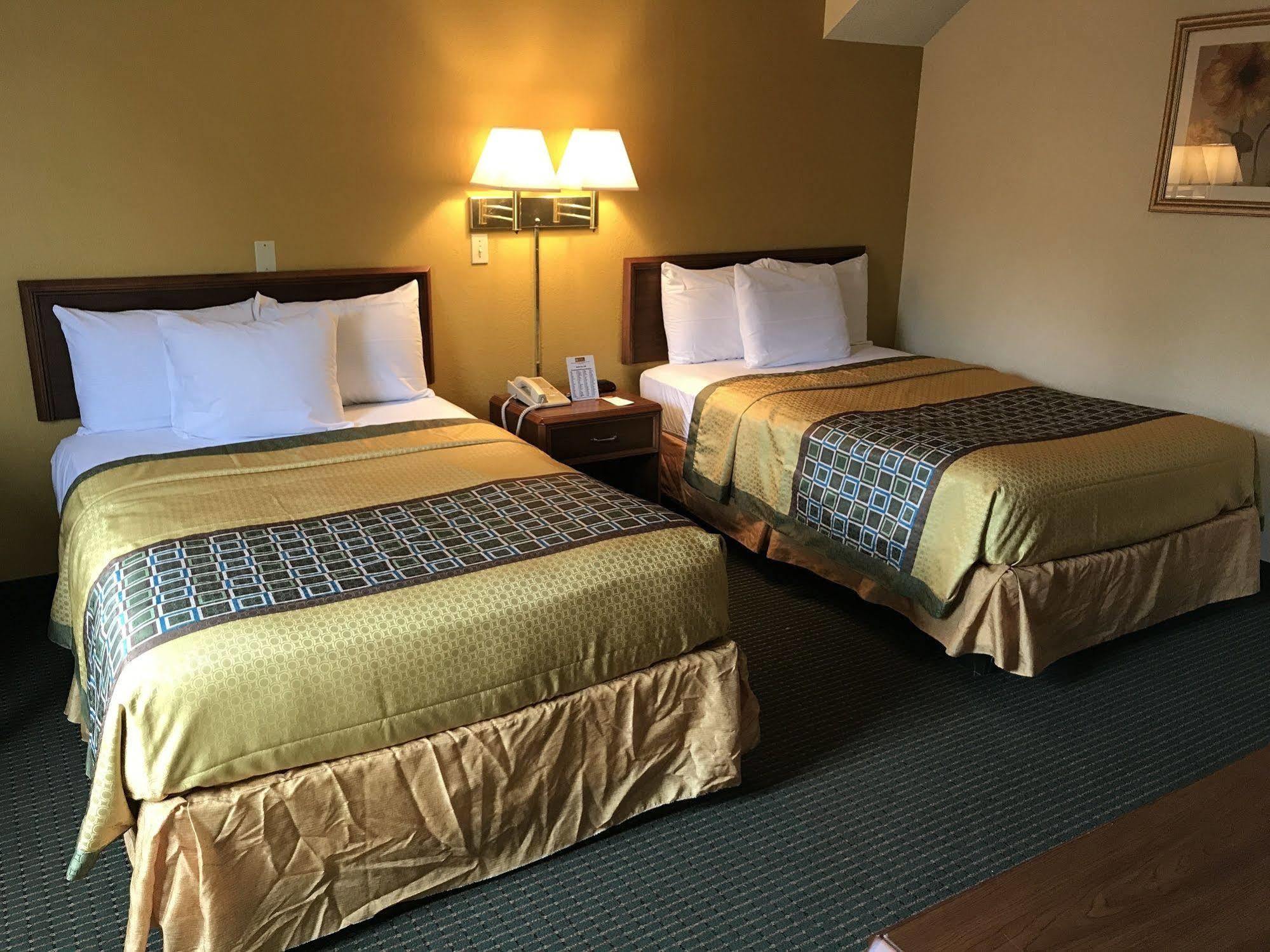 Budget Host Inn Sandusky Exterior foto